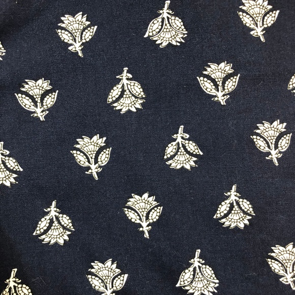 NWT Old Navy Floral Mid-Length Shorts - Picture 4 of 4